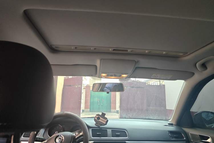 Used Volkswagen Lavida 2017 1.6L Automatic Comfort Edition