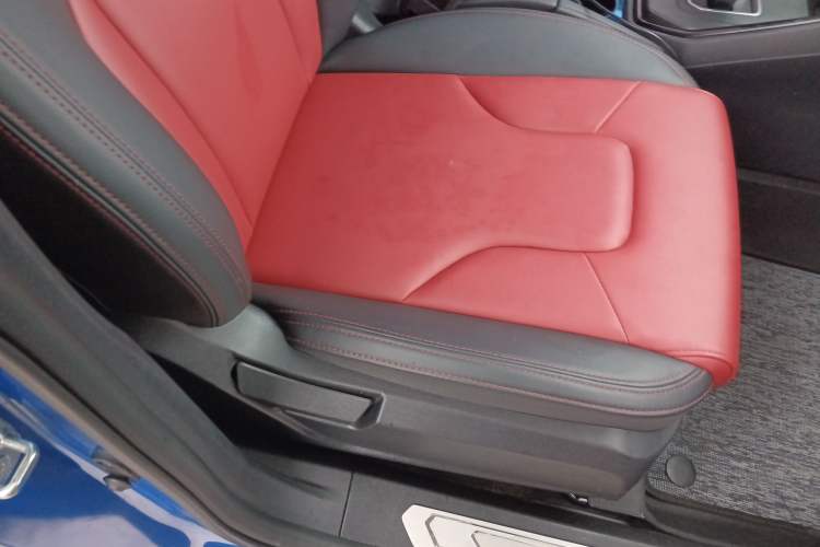 Used Haval H2s 2017 Blue Label 1.5T Dual-Clutch Luxury Model