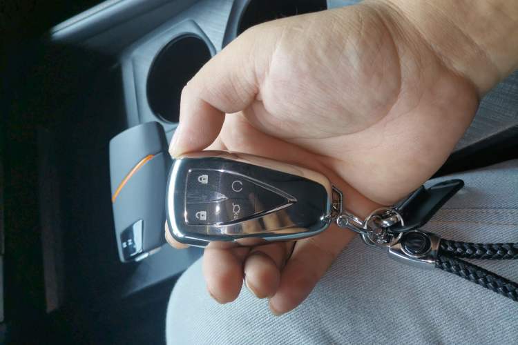 Used CHANGAN UNI-V 2024 1.5T Prestige Edition
