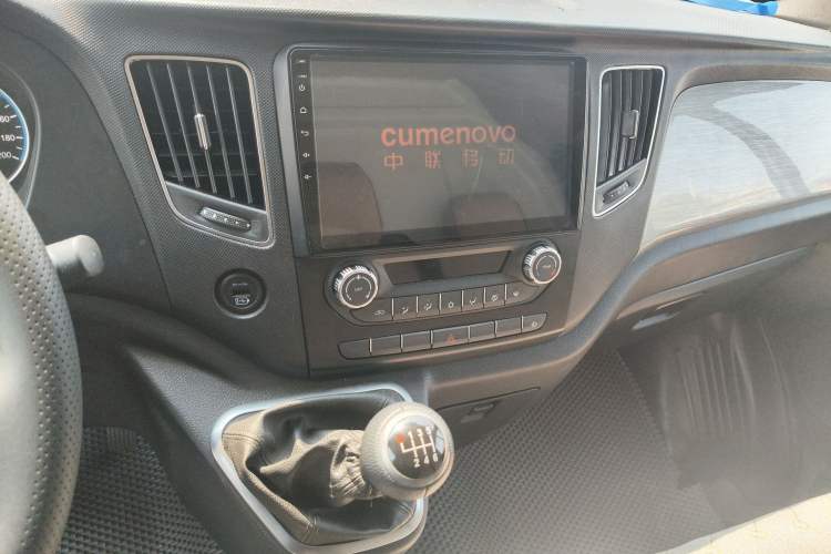 Used Foton Toano 2024 Tuyano Pro Van 2.0T Manual Rear-Drive Long Wheelbase Mid-Roof Design Single Rear Tire 3-Seater