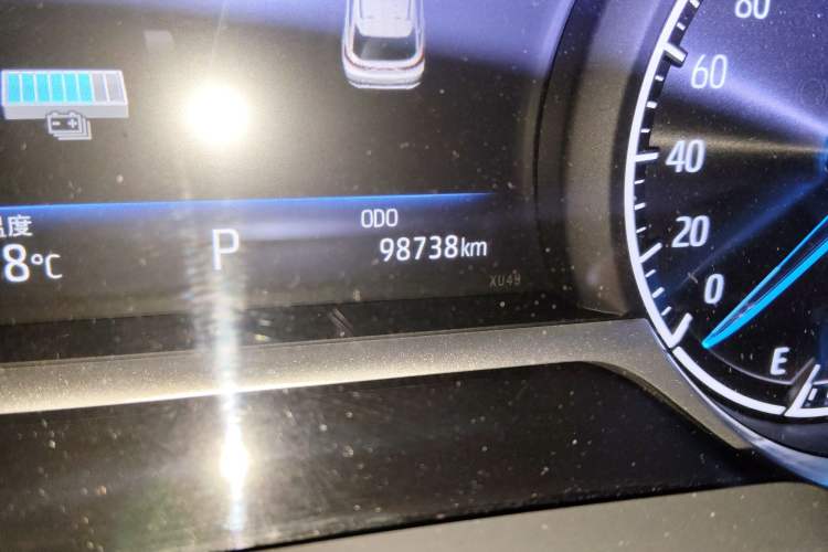 Used Toyota Harrier 2022 Dual-Engine 2.5L CVT Four-Wheel Drive Luxury Edition
