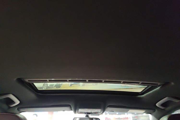 Used Audi A4L 2015 35 TFSI Automatic Comfort Model Headliner