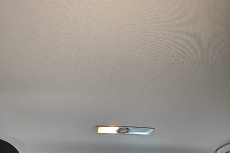 Used Volkswagen Gran Lavida 2017 1.6L Automatic Fashion Edition
