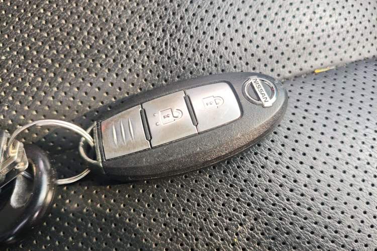 Used Nissan Murano 2017 2.5L XL Two-Wheel Drive Smart Edition Vehicle Key