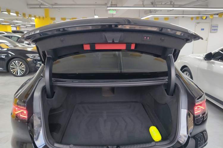 Used BYD Han 2023 DM-i Champion Edition 121KM Prestige Model
