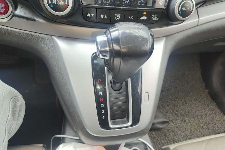 Used Honda CR-V 2012 2.4L four-wheel drive luxury version
