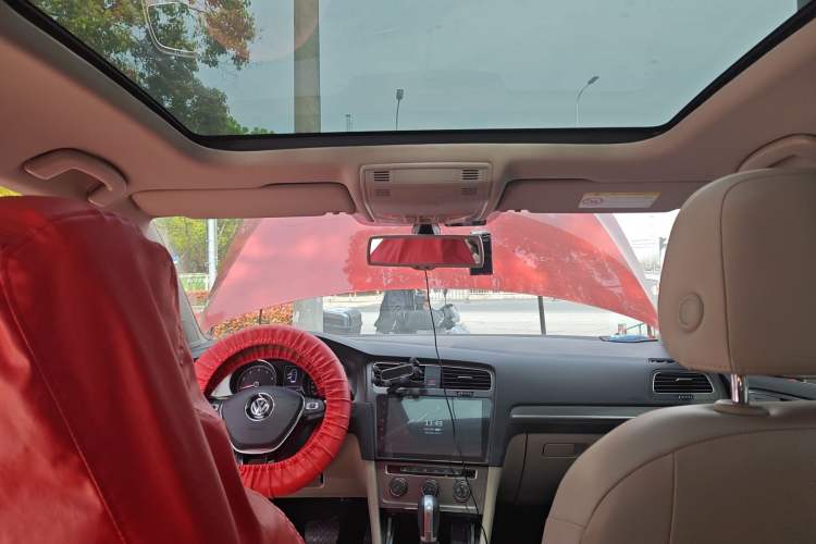 Used Volkswagen Golf 2015 1.4TSI Automatic Luxury Model