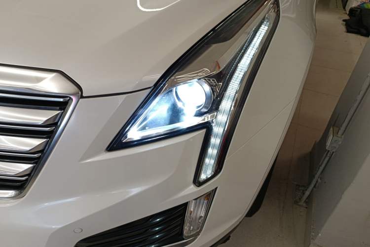 Used Cadillac XT5 2018 25T Luxury Model