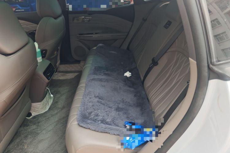 Used Geely Galaxy 8 2025 130km EM-P Exploration Edition
