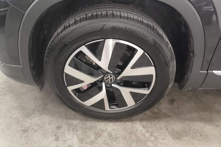 Used Volkswagen Tayron 2023 280TSI Two-Wheel-Drive Luxury Plus Advanced Version Left Front Wheel Hub