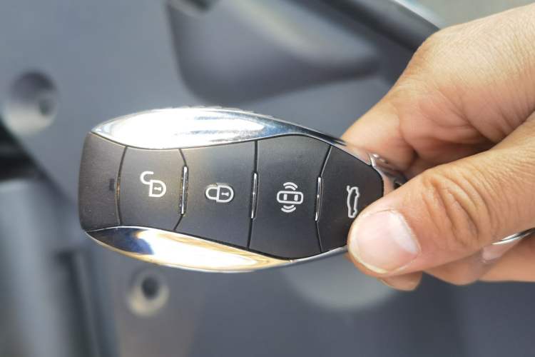 Used Hongqi HS5 2023 2.0T Qixiang Pro Edition Vehicle Key