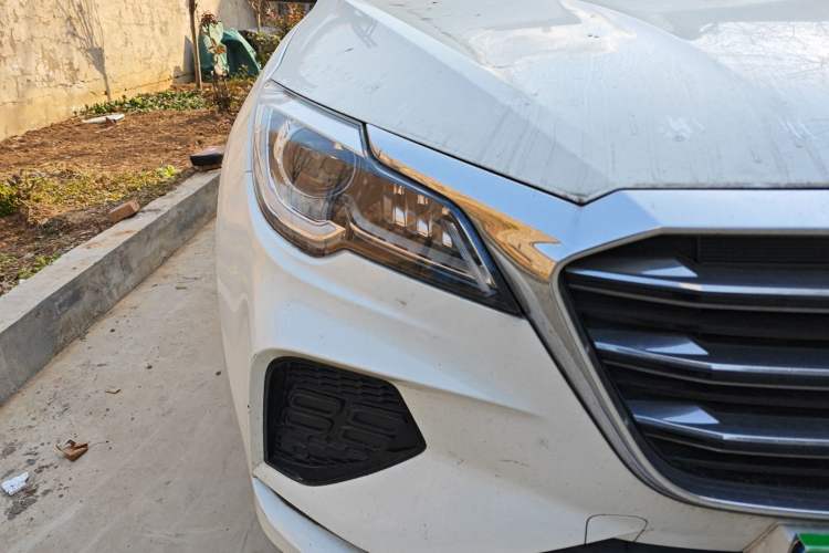 Used JETOUR X70 2020 1.5T DCT Comfort Edition 5-seater
