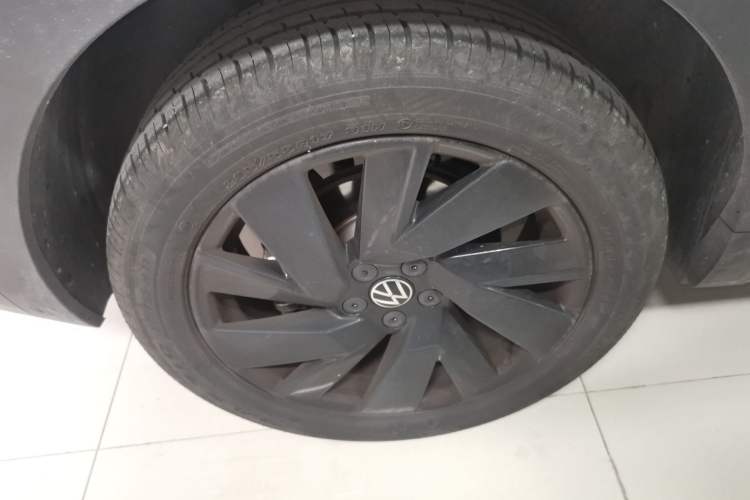 Used Volkswagen Tharu 2025 NewRui 300TSI Prestige Edition