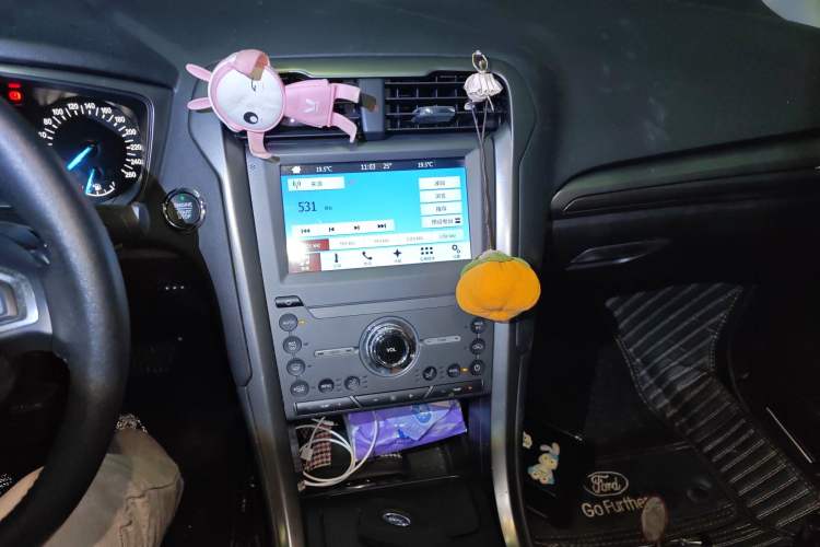 Used Ford Mondeo 2018 EcoBoost 180 Smart Control Fashion Model China VI Standard
