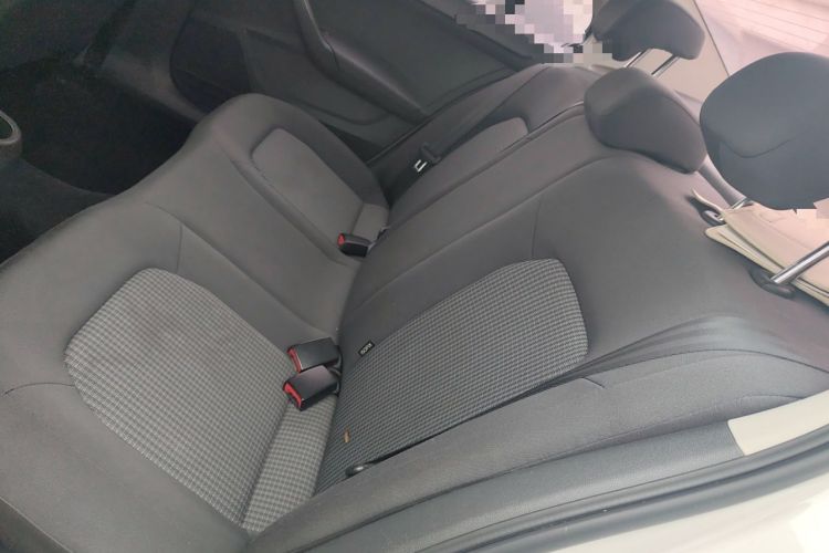 Used Volkswagen Santana 2016 1.6L Manual Fashion Edition Left Rear Seat