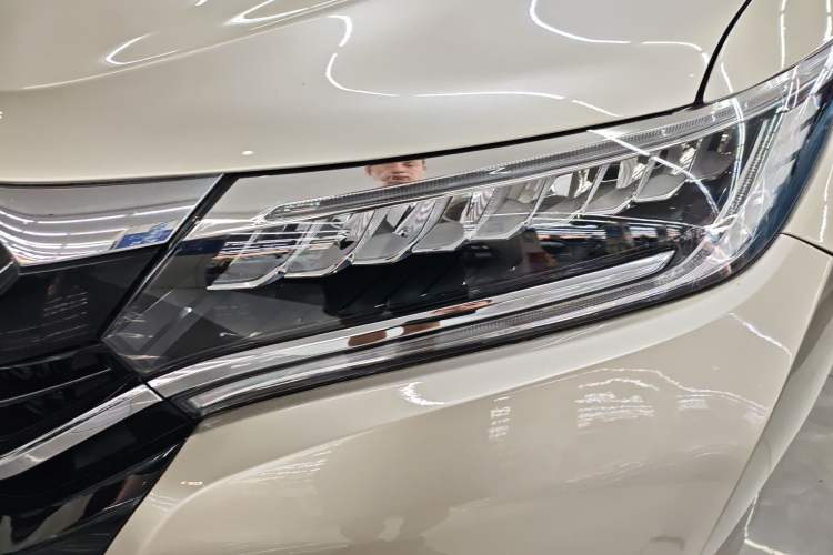 Used Honda UR-V 2017 370TURBO Four-Wheel Drive Prestige Edition China V Left Front Headlight