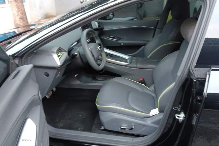 Used ARCFOX Alpha S5 2024 560MAX 185kW
