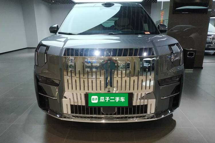 Used Zeekr 009 2024 Six-Seat Executive Version 4WD 108 kWh