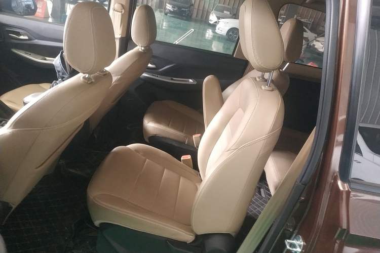 Used Wuling Hongguang 2021 1.5L S Comfort Edition LAR