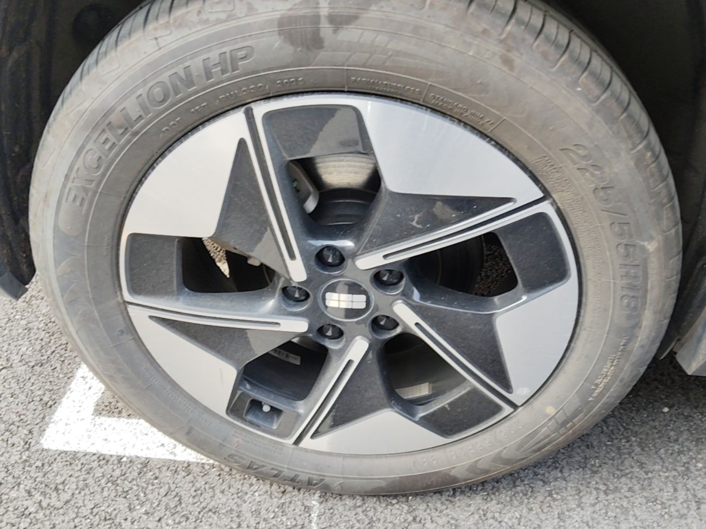 Geely Galaxy E5 2026 Model 610km Exploration+ Edition — снимка 11