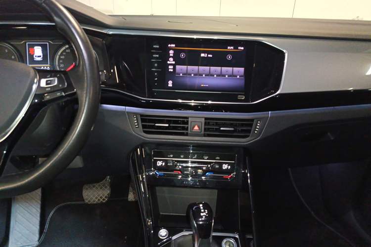 Used Volkswagen Tayron 2020 330TSI Two-Wheel Drive Luxury Smart Connectivity Version
