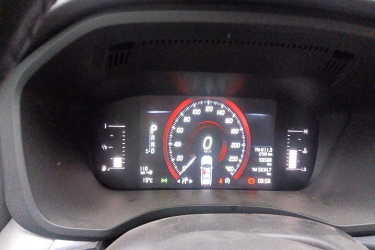 Used Volvo XC60 2021 T5 4x4 Smart Luxury Edition Instrument Cluster