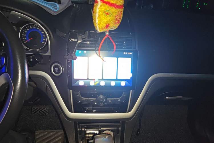 Used Geely Auto Emgrand 2015 Sedan 1.5L CVT Upward Version