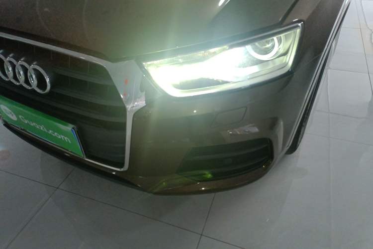 Used Audi Q3 2016 30 TFSI Fashion Model
