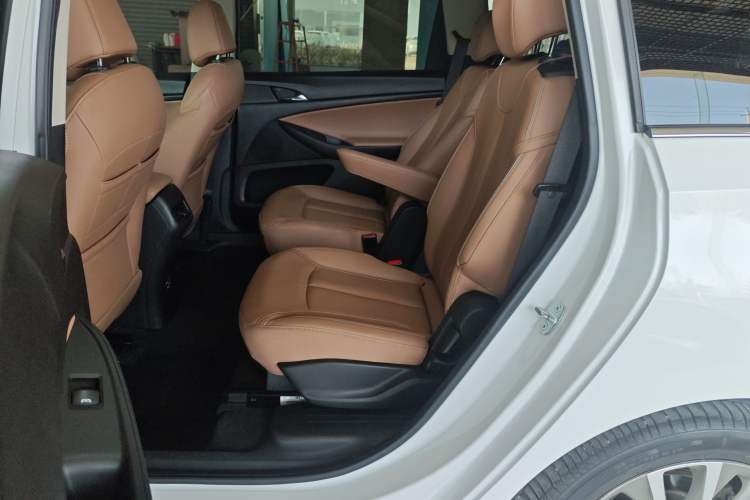 Used Buick GL6 2021 323T Mild Hybrid Connect Luxury Model
