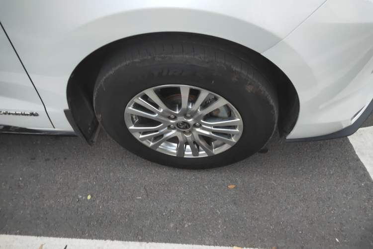 Used Toyota Sienna 2021 2.5L Hybrid Luxury Edition