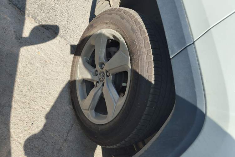 Used Toyota RAV4 2022 2.0L CVT Two-Wheel Drive Fashion Plus Edition Right Rear Wheel Hub