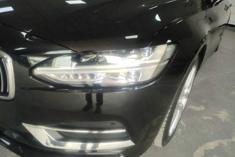Used Volvo S90 2020 T5 Zhiyi Luxury Edition