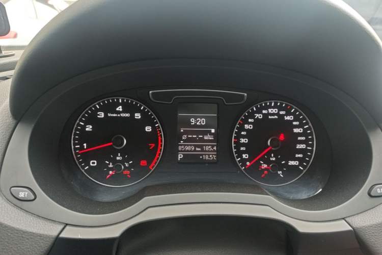 Used Audi Q3 2018 30th Anniversary Edition 30 TFSI Fashion Model Instrument Cluster