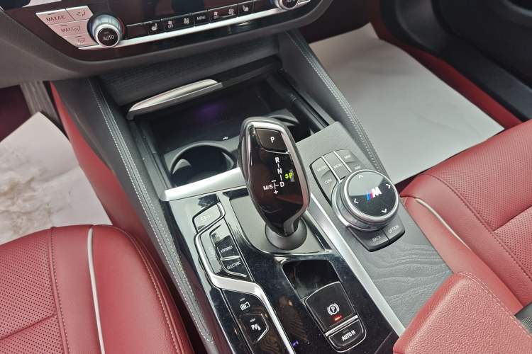 Used BMW 5 Series New Energy 2021 535Le M Sport Package
