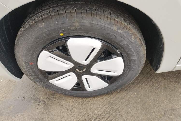 Used Wuling Hongguang MINIEV 2025 Four-Door Version Advanced Edition