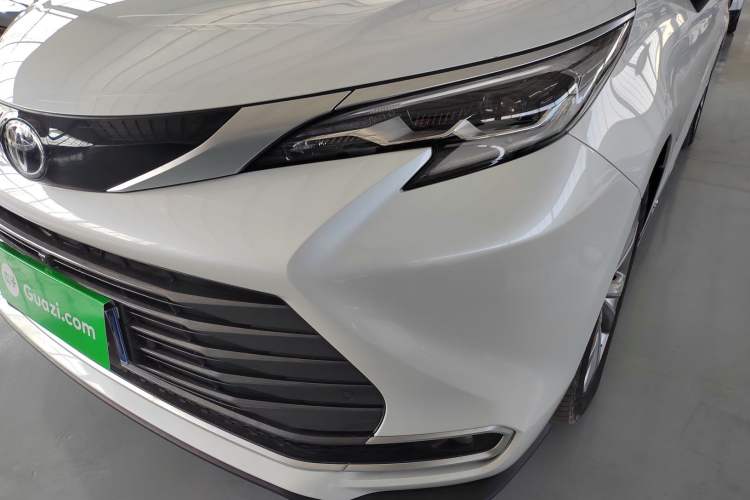 Used Toyota SIENNA 2024 2.5L Hybrid Prestige Deluxe Edition