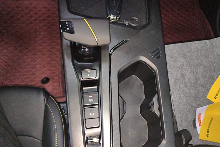 Used CHANGAN OSHAN X5 PLUS 2023 1.5T DCT Excellence Edition
