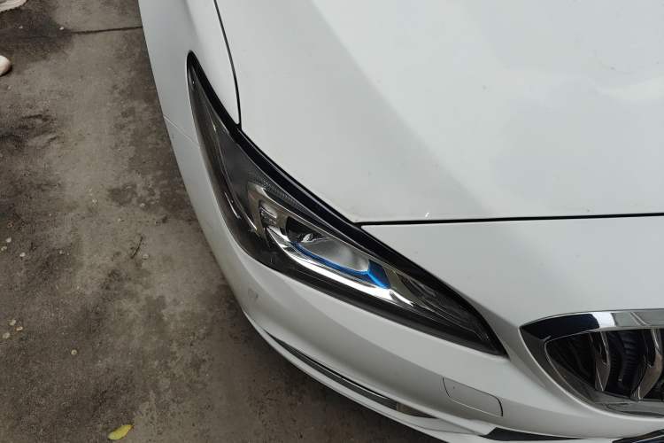 Used Buick Verano 2017 Sedan 15S Automatic Entry Model Right Front Headlight