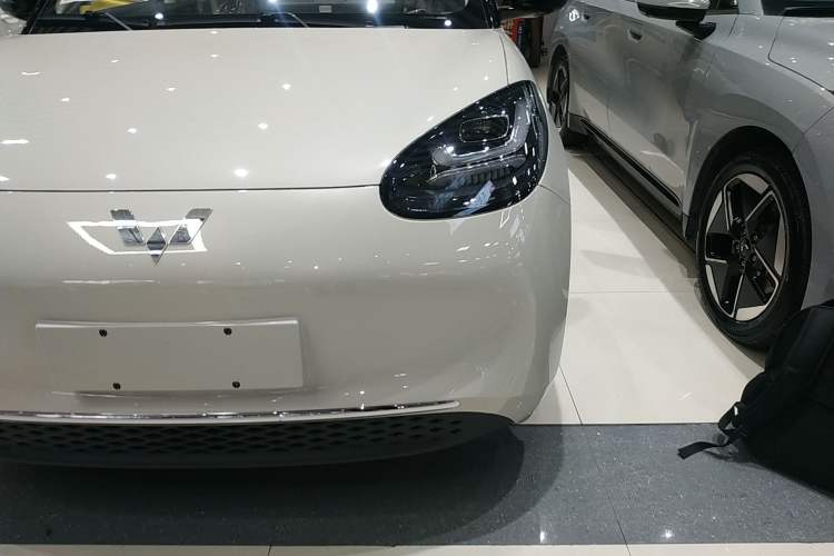 Used Wuling Bingo 2025 333 km Enjoyment Version Left Front Headlight