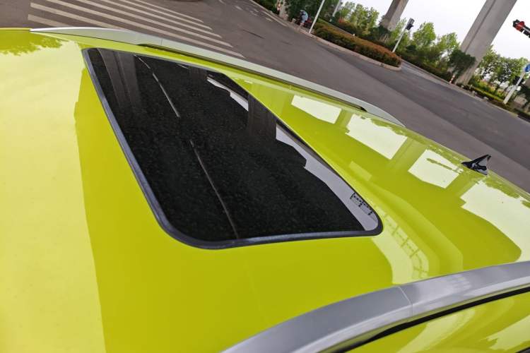 Used Wuling Alvez 2022 1.5L CVT Comfort Edition Roof