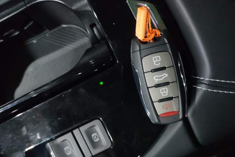 Used Haval H6 2024 1.5T Two-Wheel-Drive Classic Edition