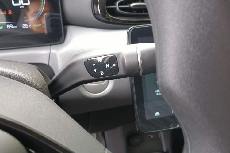 Used Leapmotor T03 2024 310 Comfort Edition Gear Lever