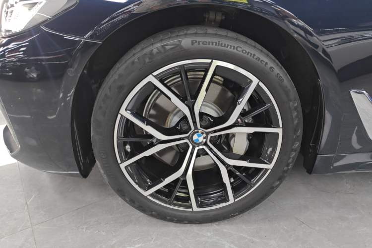 Used BMW 5 Series 2023 530Li Luxury Edition M Sport Package
