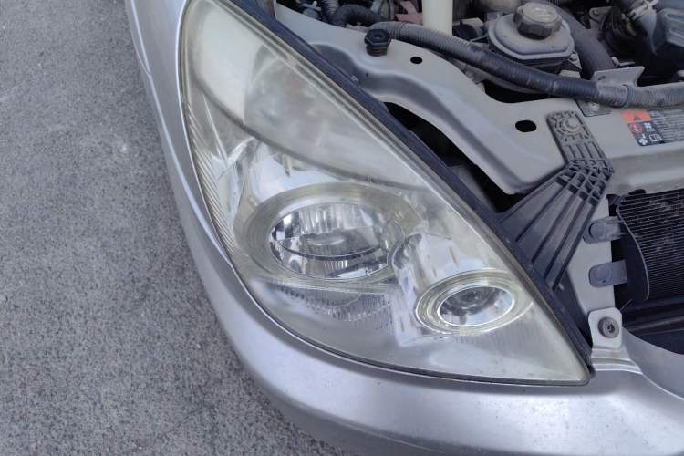 Used Buick GL8 2014 2.4L Classic Edition Right Front Headlight