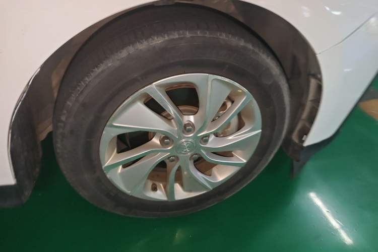 Used Buick Velite 6 2022 Plug-in Hybrid Connected Fashion Model Right Front Wheel Hub