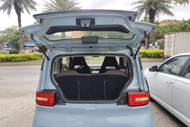 Used Wuling Hongguang MINIEV 2021 Macaron Premium Model – Lithium Iron Phosphate