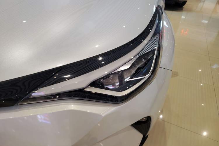 Used Toyota C-HR 2022 2.0L Leading Edition