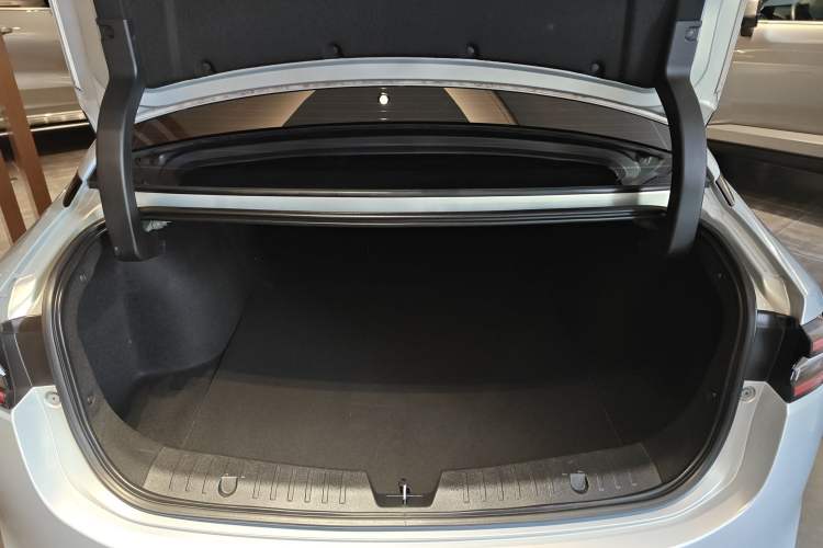 Used AION S Plus 2023 70 Enjoyment Edition Ternary Lithium