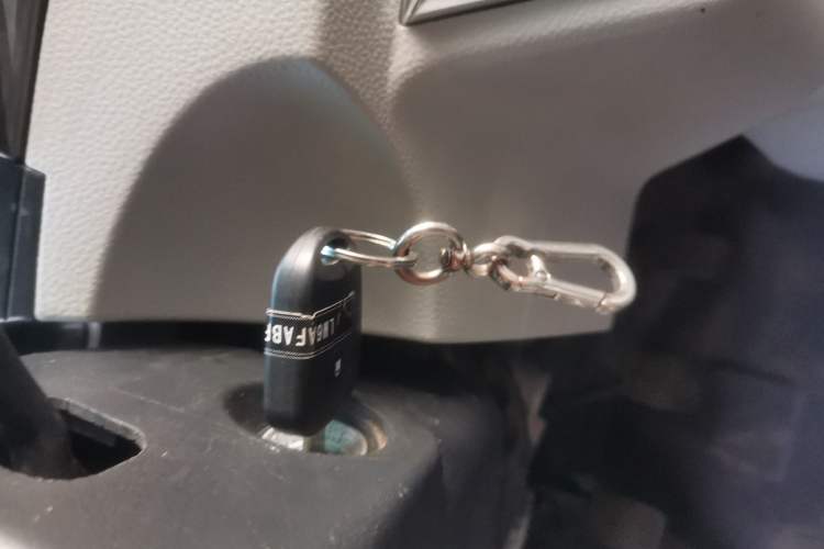 Used Jinbei New Hiace S 
