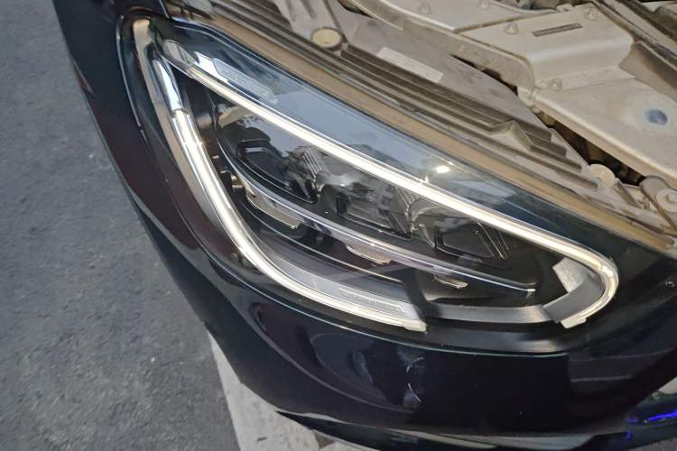 Used Mercedes-Benz GLC 2020 GLC 300 L 4MATIC Dynamic Edition
